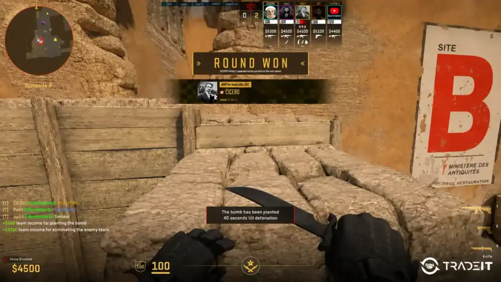 What Is a Crouch Jump in CS2